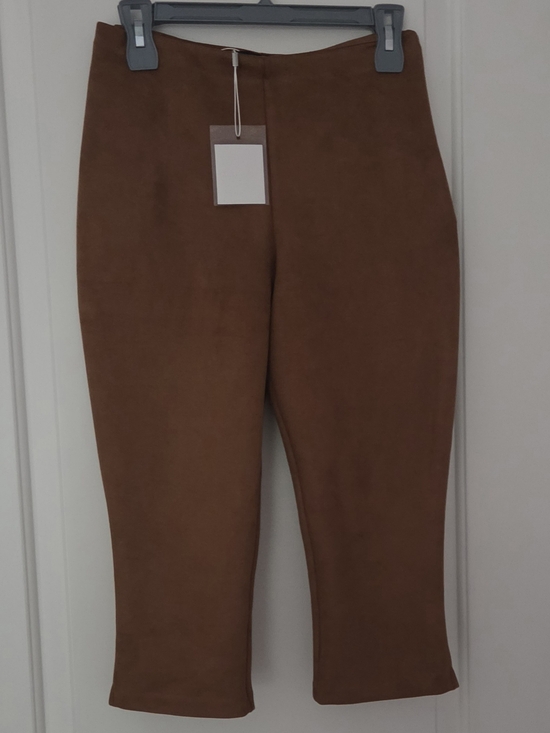 naked wardrobe Pants - naked wardrobe Brown Faux-Suede Capris